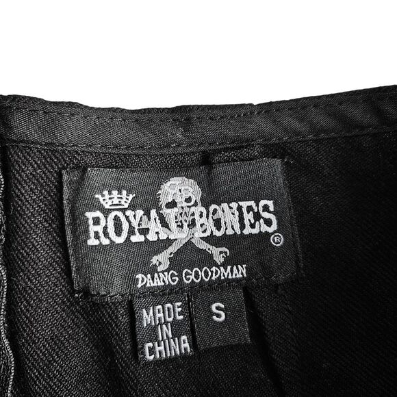 royal bones goth mini skirt - Picture 8 of 8